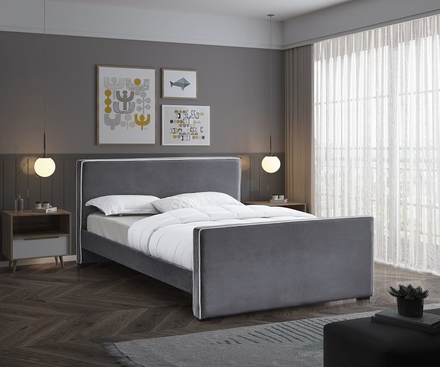 18146-1.jpg Dillard Velvet Upholstered Bed - Image 2