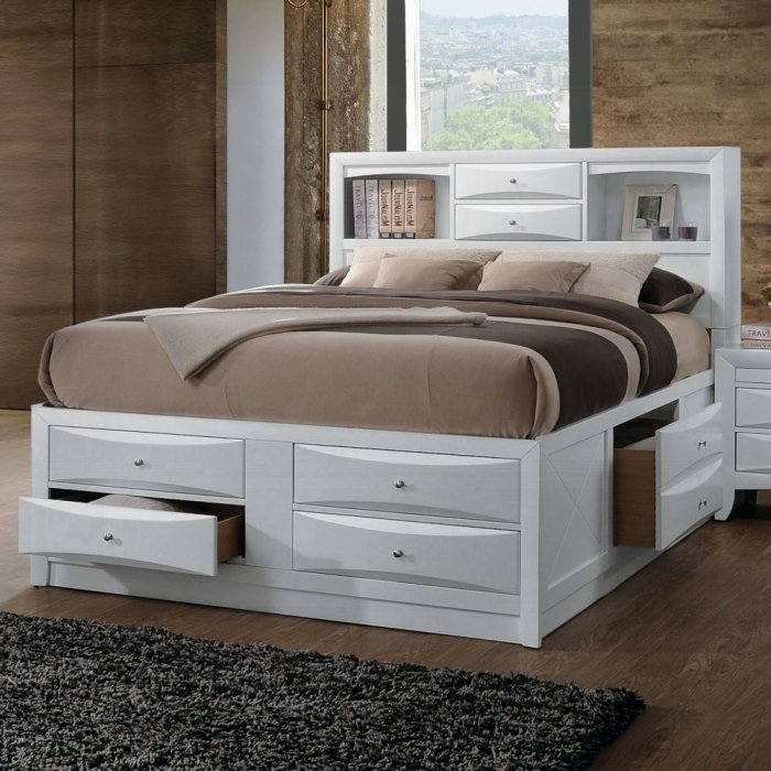 Ireland EK Bed W/Storage
