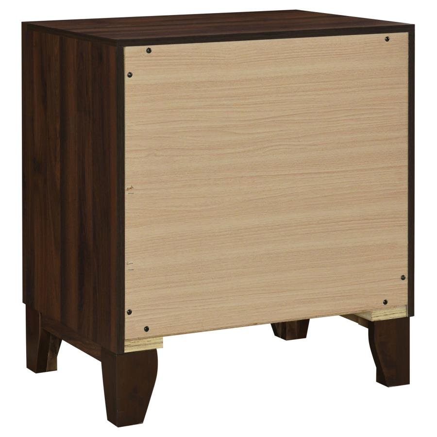 WELSLEY 5-PIECE QUEEN BEDROOM SET WALNUT - Image 6