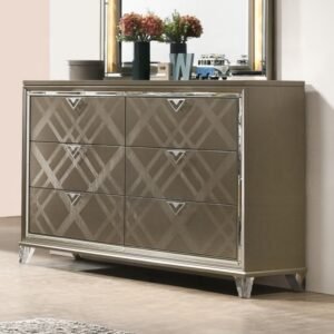 Skylar Dresser