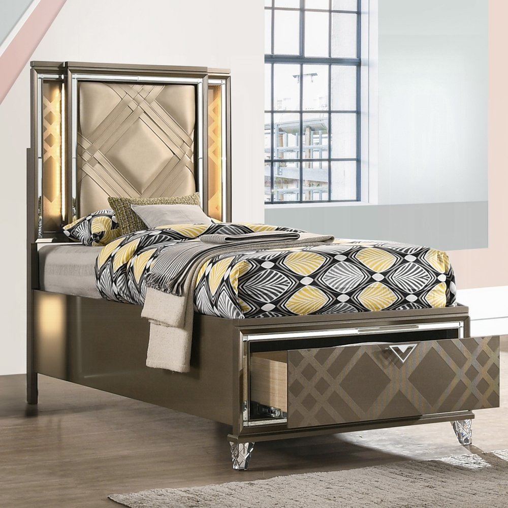 Skylar Full Bed W/Led & Storage