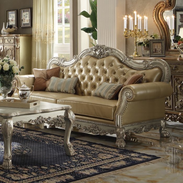 Dresden Sofa W/4 Pillows