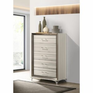 ZAMBRANO WHITE CHEST
