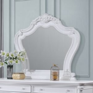 Latisha Mirror
