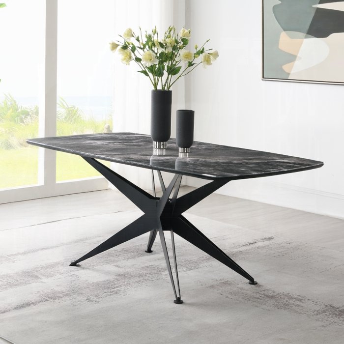 Klaus Dining Table