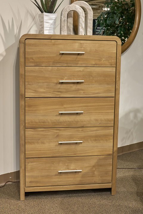 Dovander Five Drawer Chest