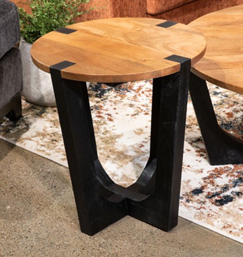 Hanneforth Round End Table